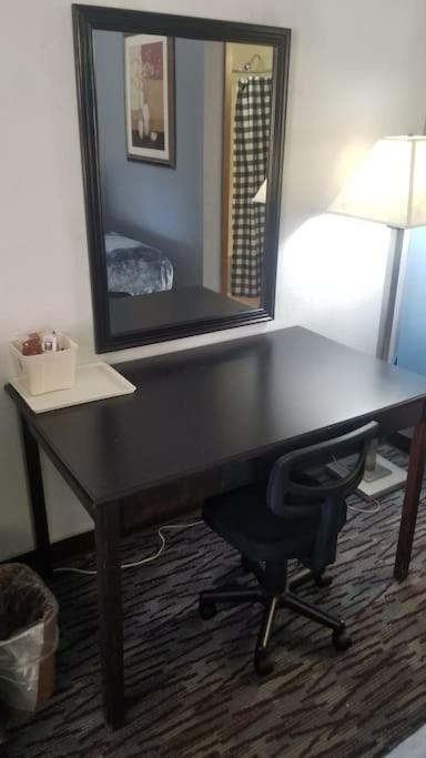 2 Queen Beds 229 Wi-fi Hot Tub * Stillwater